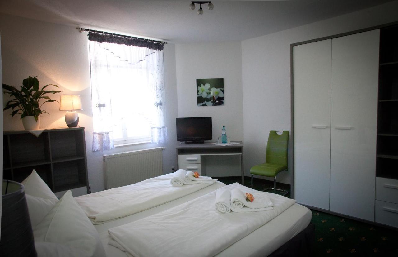 Ratskeller Thum Hotel Bagian luar foto