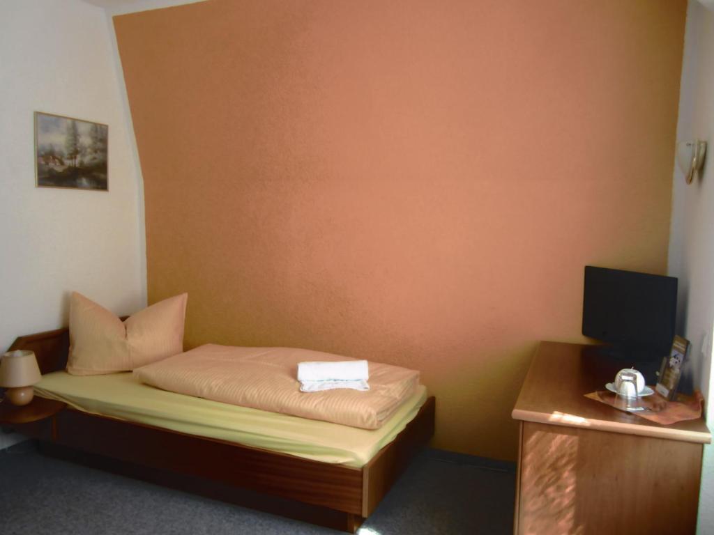 Ratskeller Thum Hotel Bagian luar foto